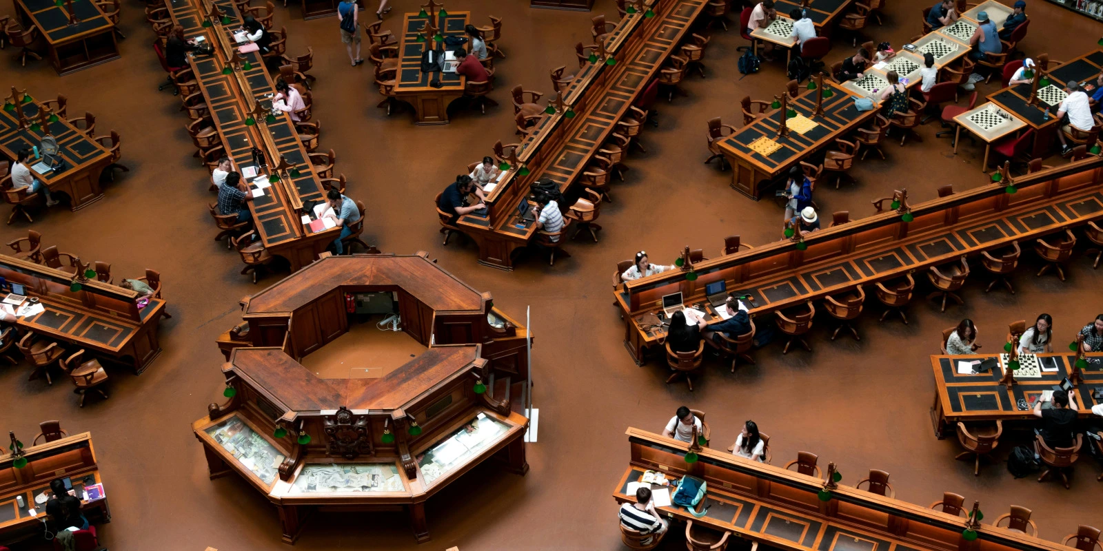 L'Importance des Réseaux Sociaux dans le Monde professionnel